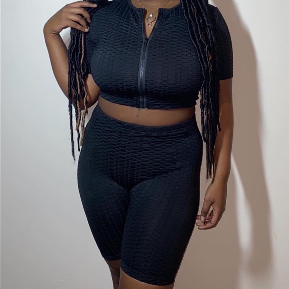 Obsidian two piece short set